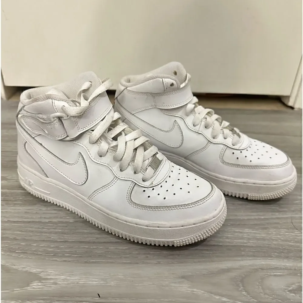 Nike Air Force 1 size 6Y